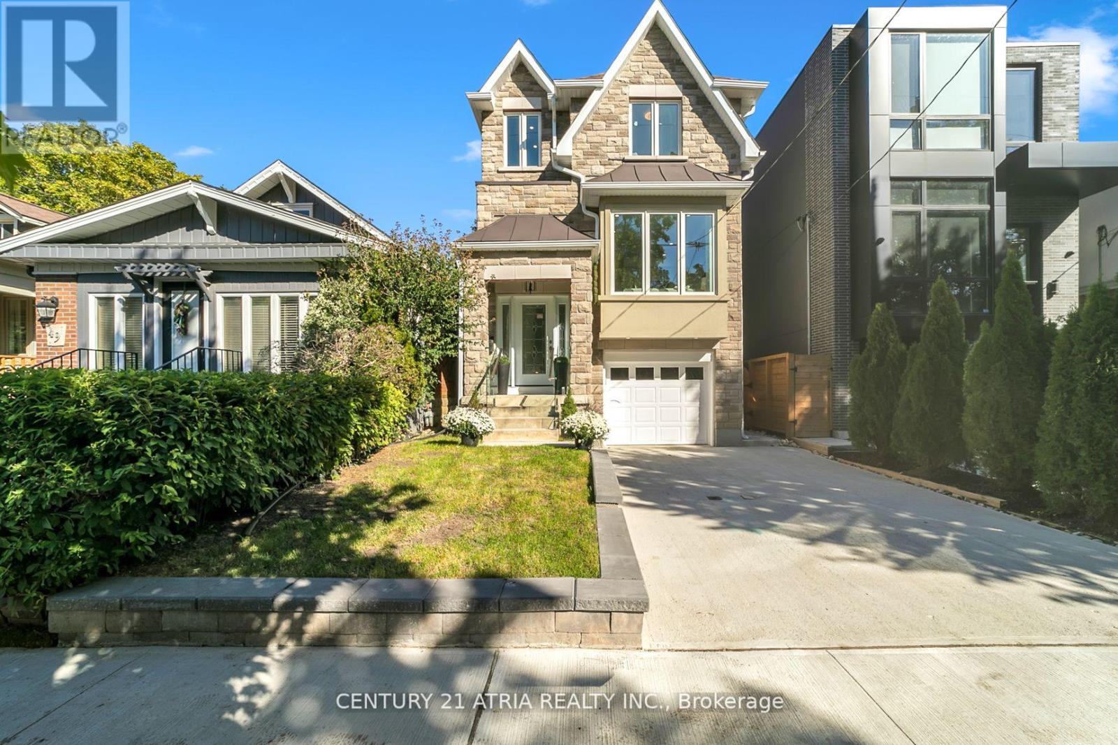 47 Eighth St, Toronto, ON M8V 3C2