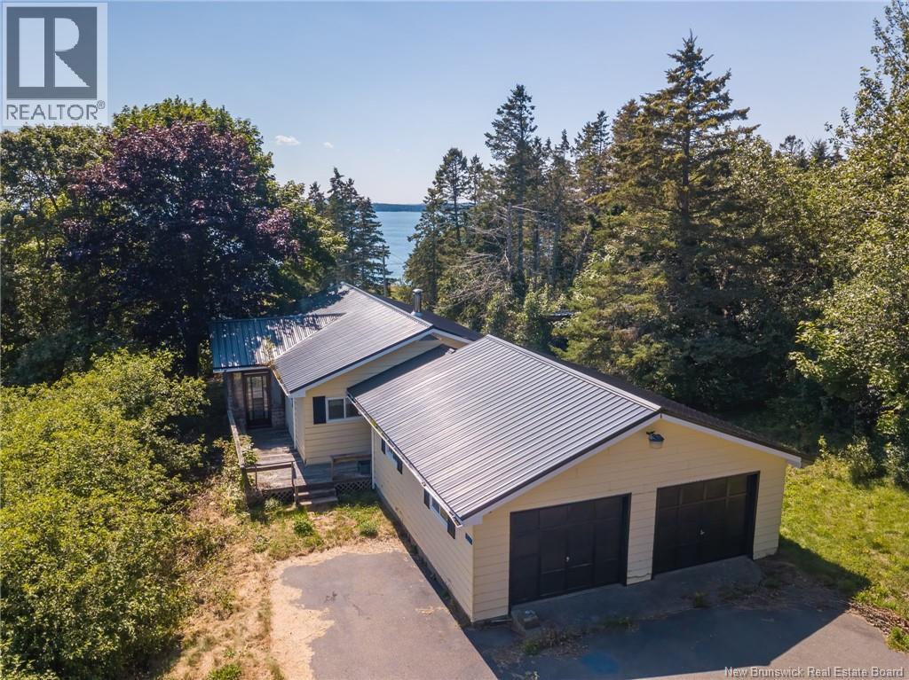 2561 Route 774, Wilsons Beach, NB E5E 1J8