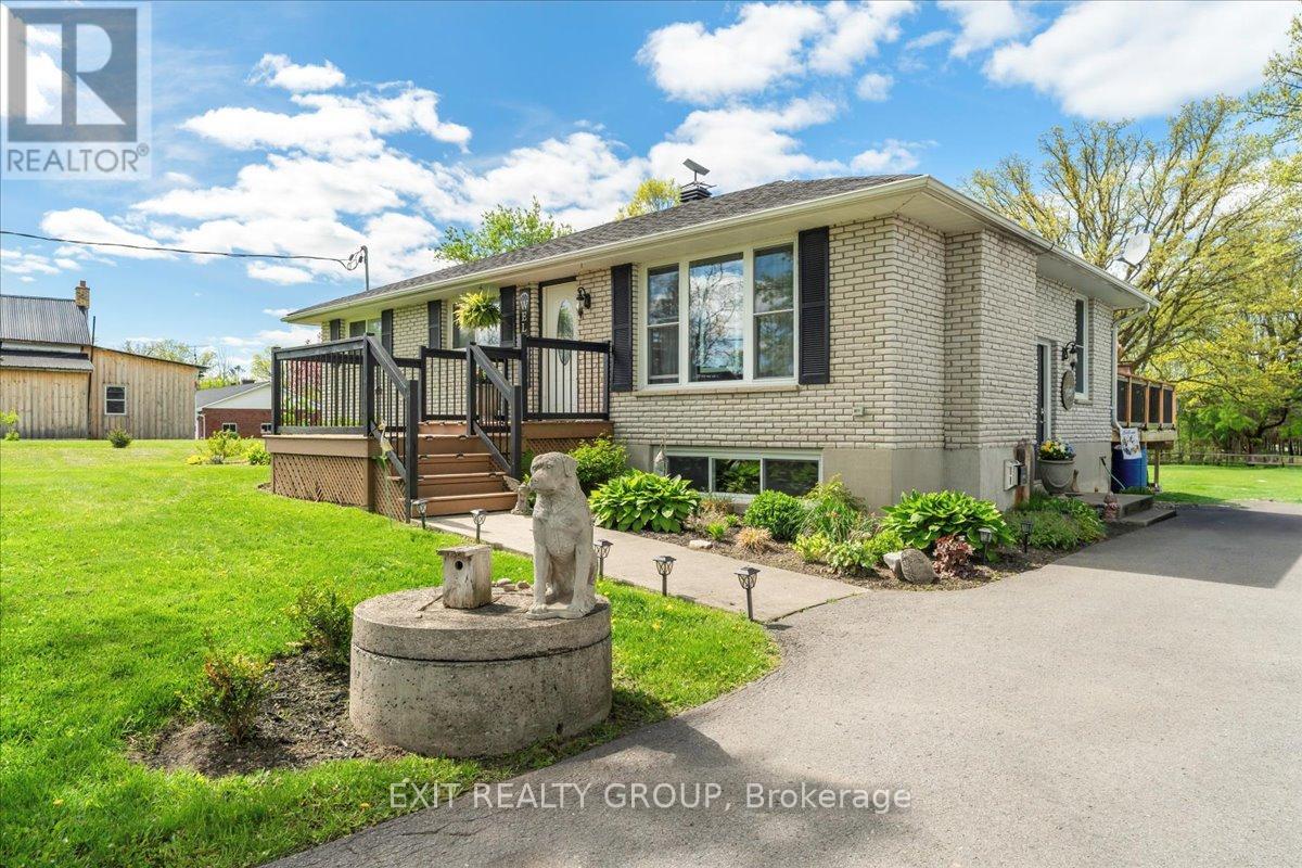 40 St Marks Rd, Stirling-Rawdon, ON K0K 2M0