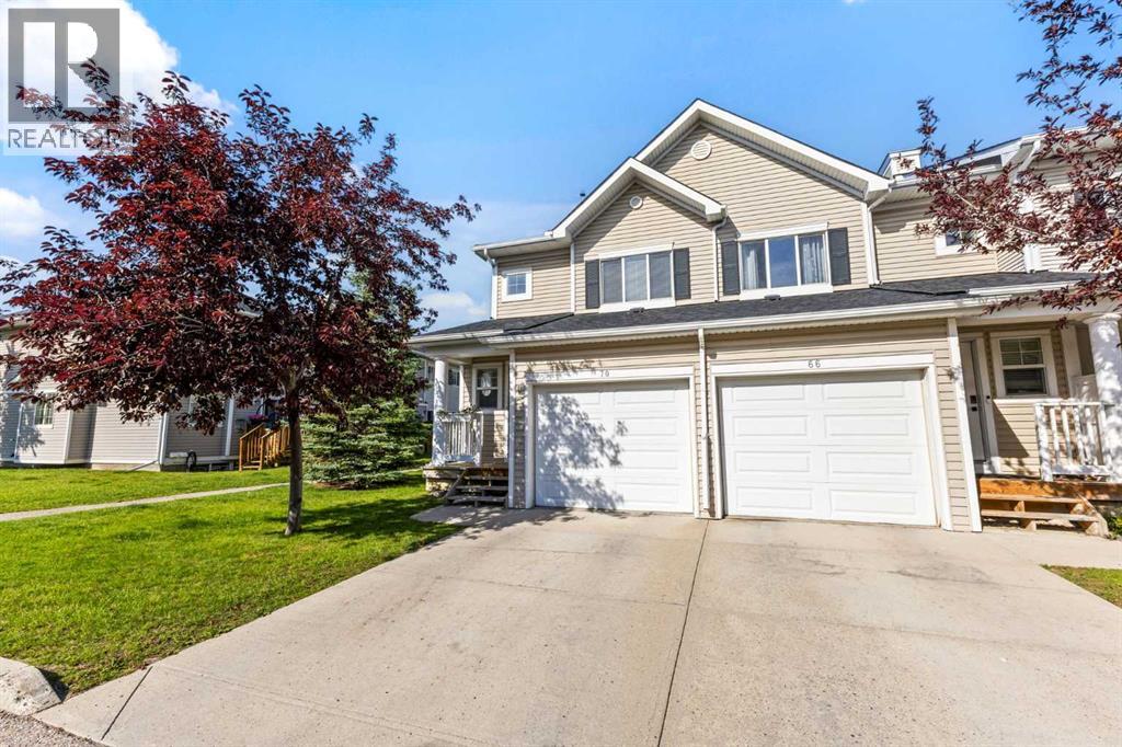 70 Country Village Villas NE, Calgary, AB T3K 0L7