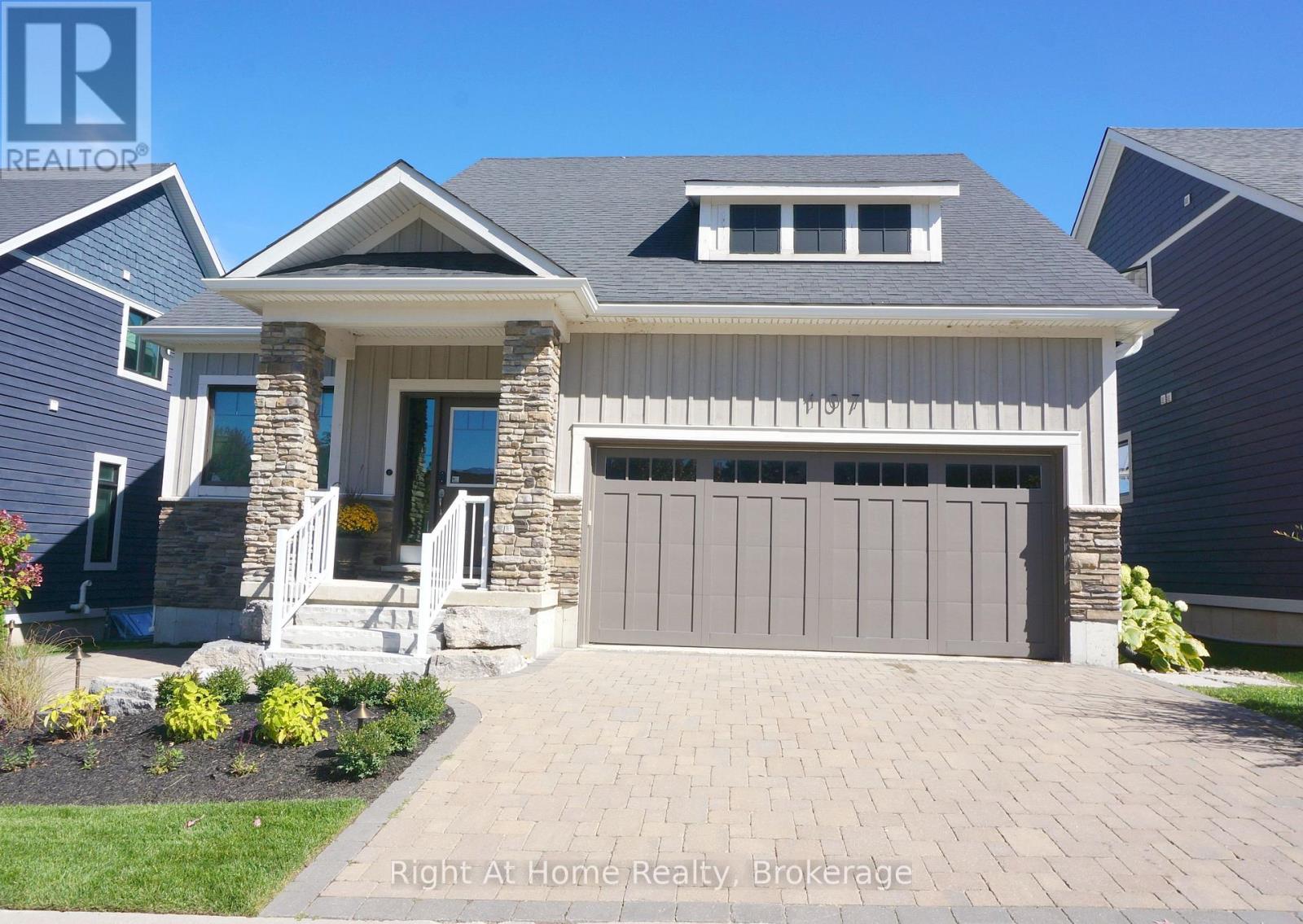 107 Beacon Dr, The Blue Mountains, ON N0H 2P0