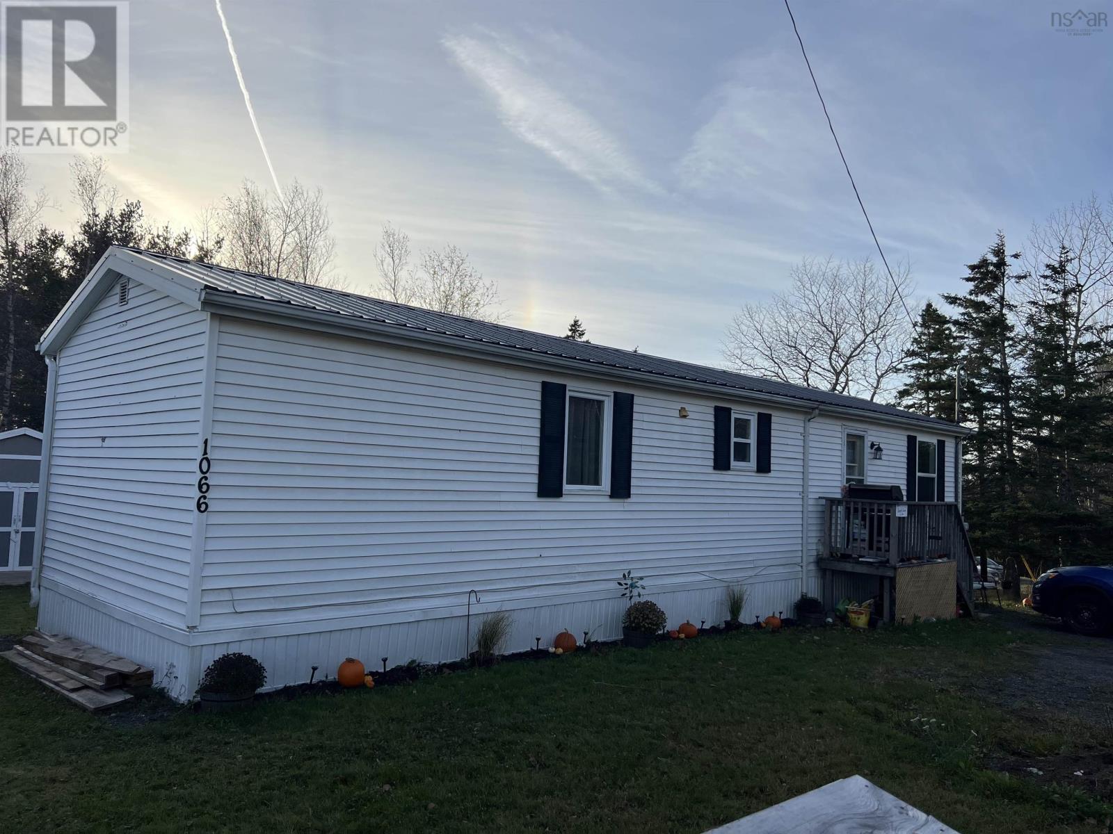 1066 Wadderns Ct, Westville, NS B0K 2A0