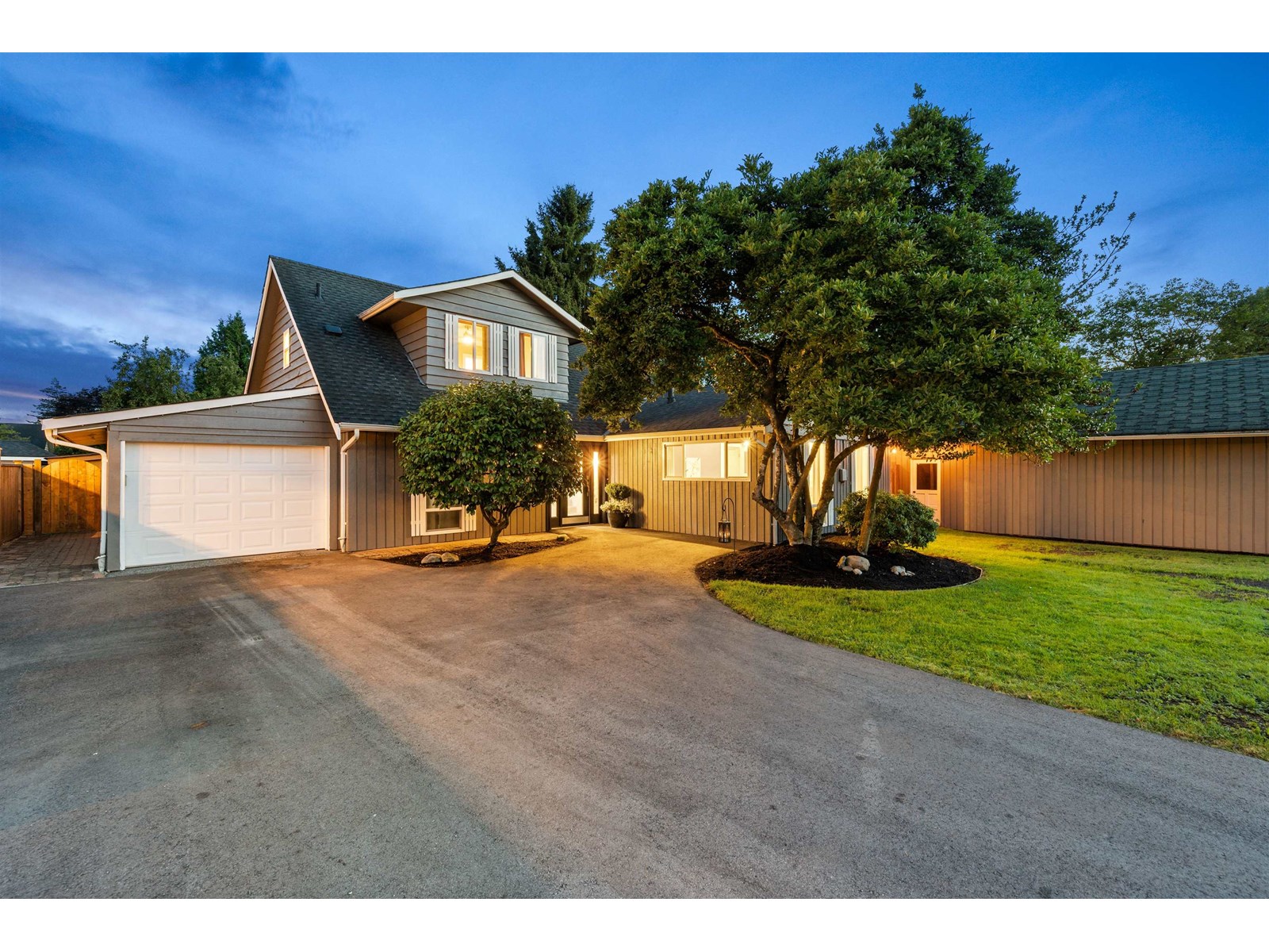 22806 Rennie Ave, Langley, BC V1M 2S3