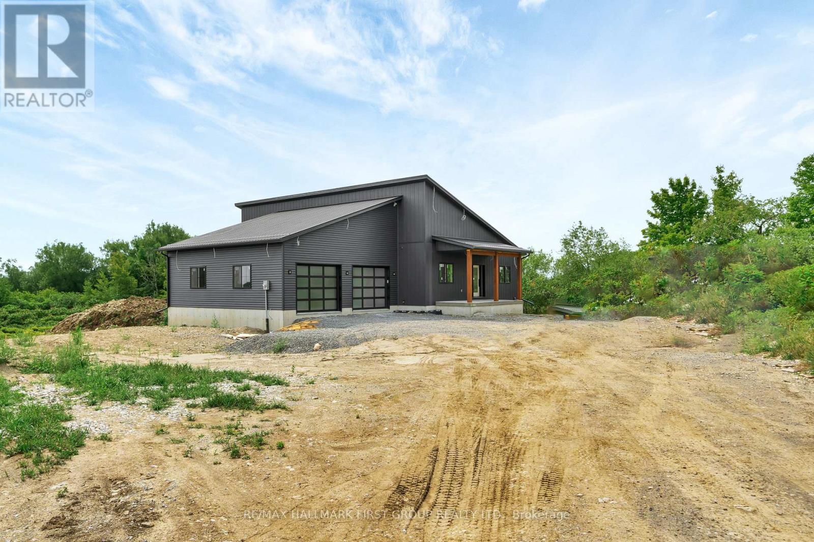 19115 Loyalist Pkwy, Prince Edward County Hillier Ward, ON K0K 1T0