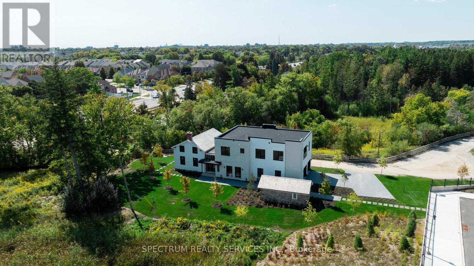 1010 Elgin Mills Rd E, Richmond Hill, ON L4S 1M4