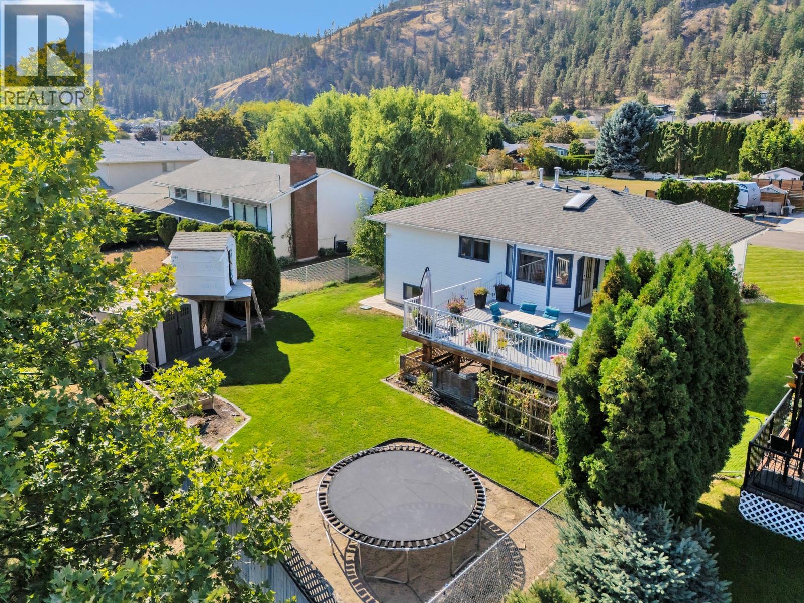325 Mctavish Rd, Kelowna, BC V1V 1P2