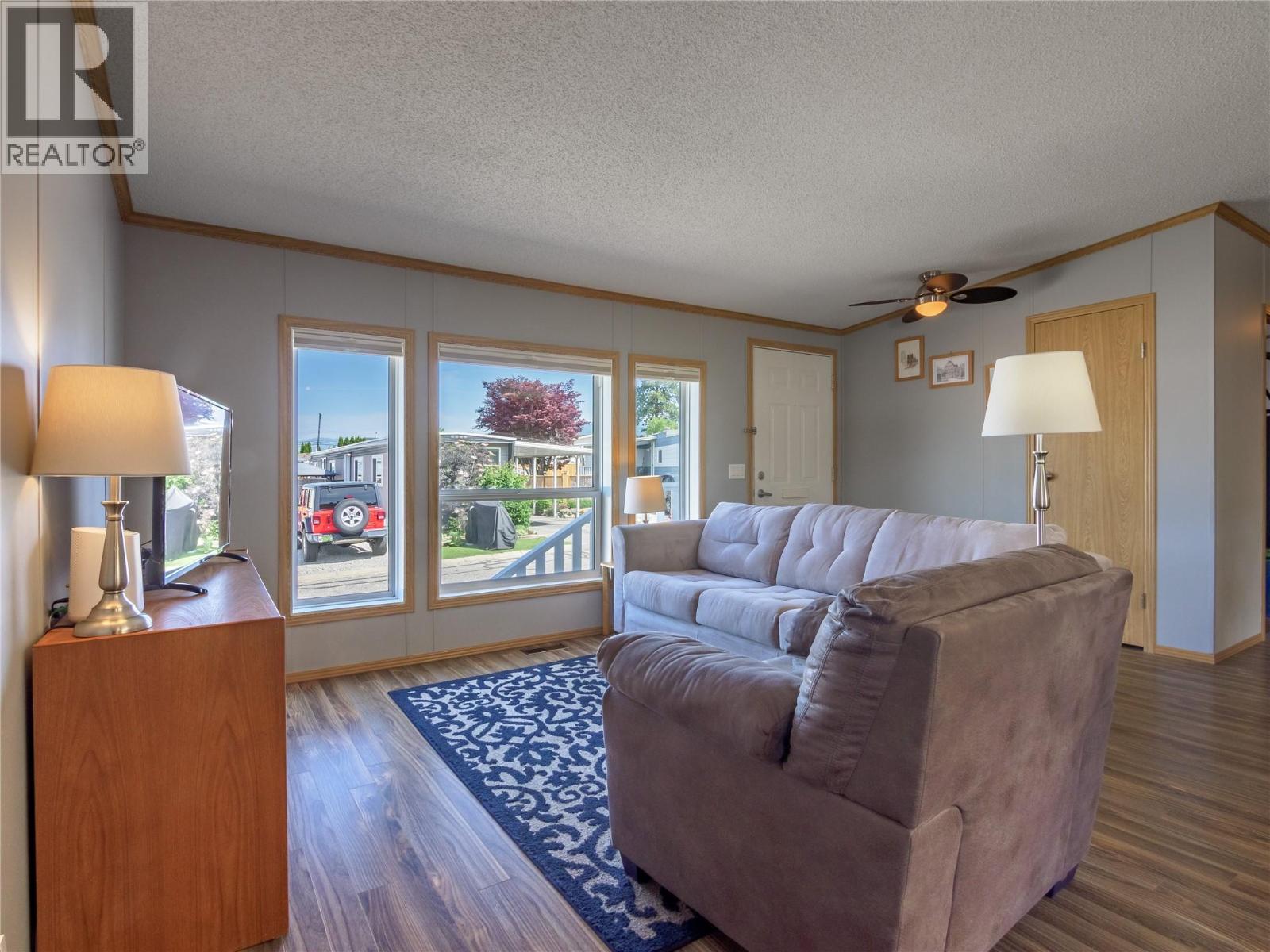 98 Okanagan Avenue Unit 59, Penticton, BC V2A 3J5