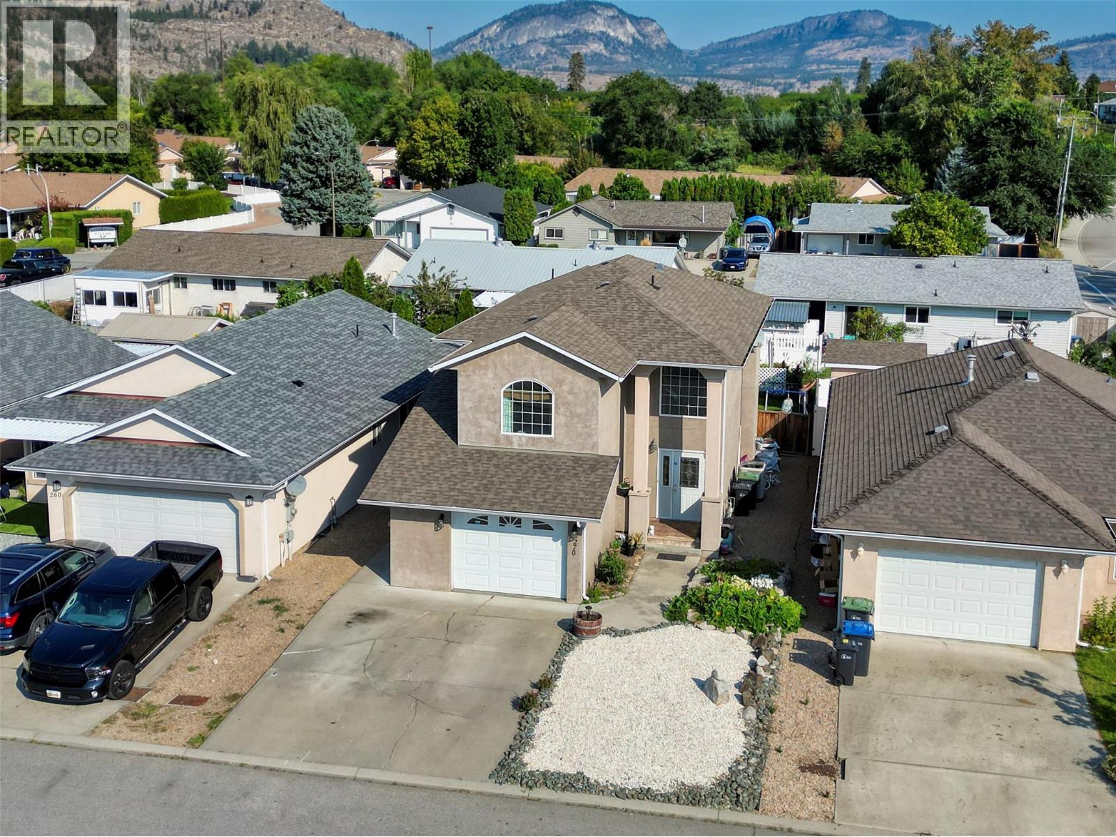 270 Willows Pl, Oliver, BC V0H 1T4