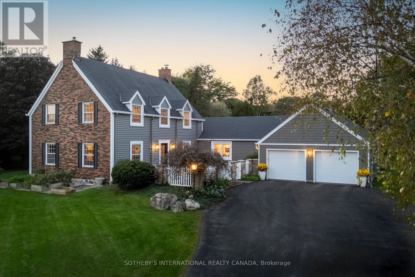 331 Wheelihan Way, Milton Campbellville, ON L0P 0A1