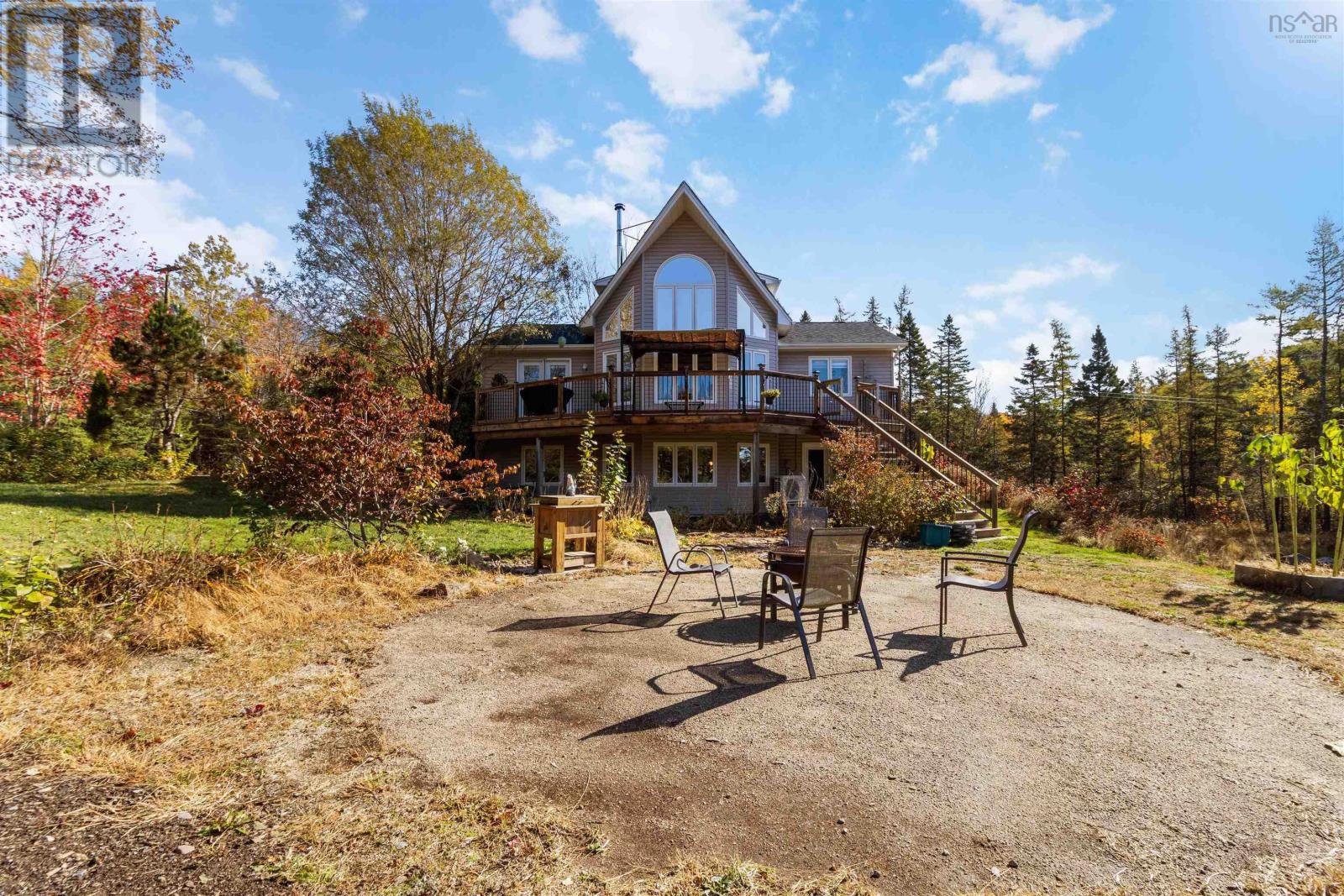 182 Stanford Lake Rd, Chester, NS B0J 1J0