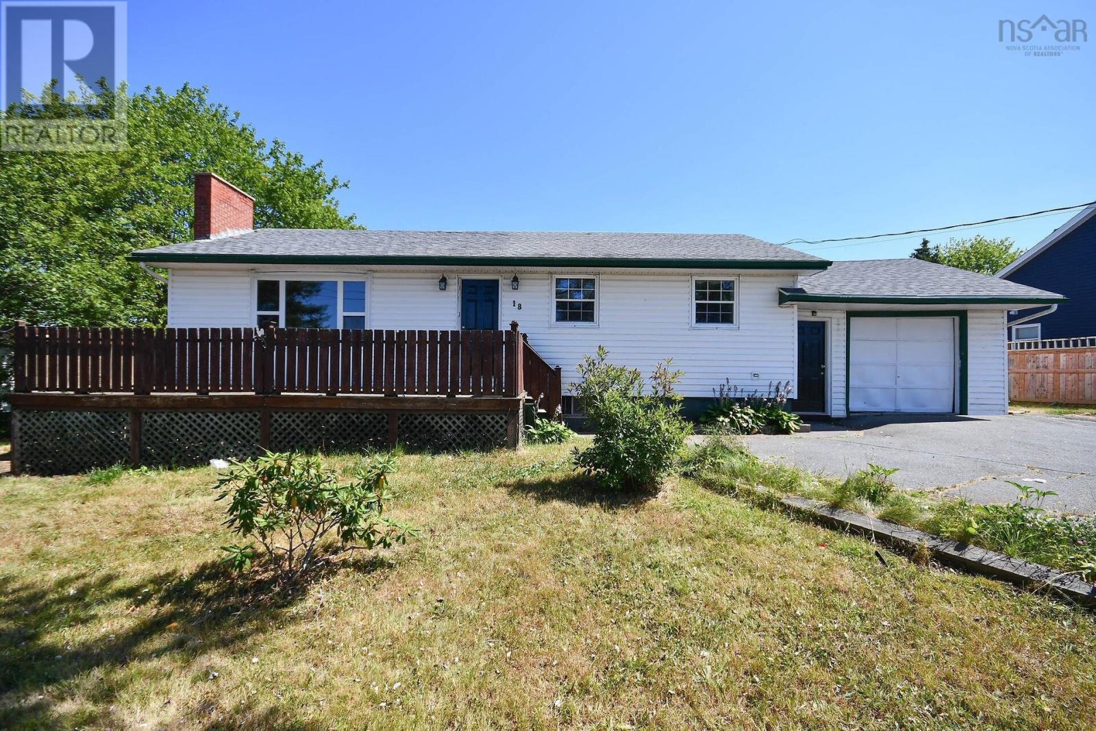 18 Bissett Rd, Cole Harbour, NS B2V 2T1