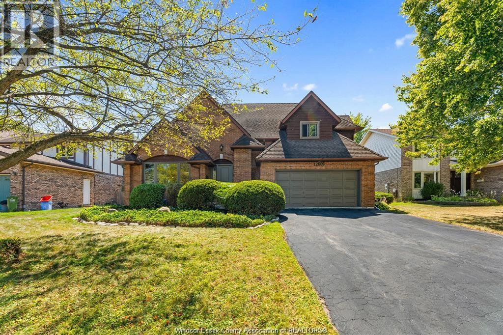 12605 Little River Blvd, Tecumseh, ON N8N 4B9