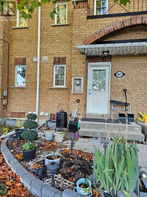 105 2 Hedge End Rd, Toronto, ON M1B 5Z4