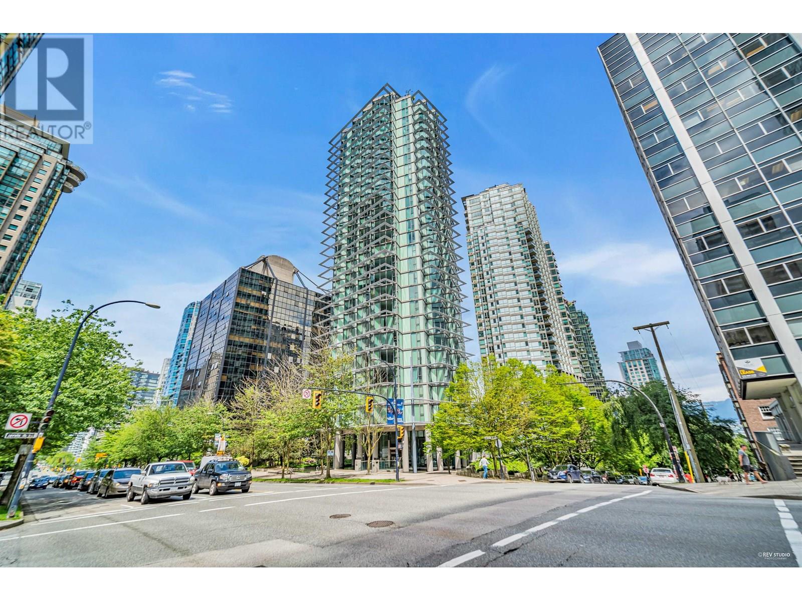 1331 W Georgia Street Unit 1007, Vancouver, BC V6E 4P1