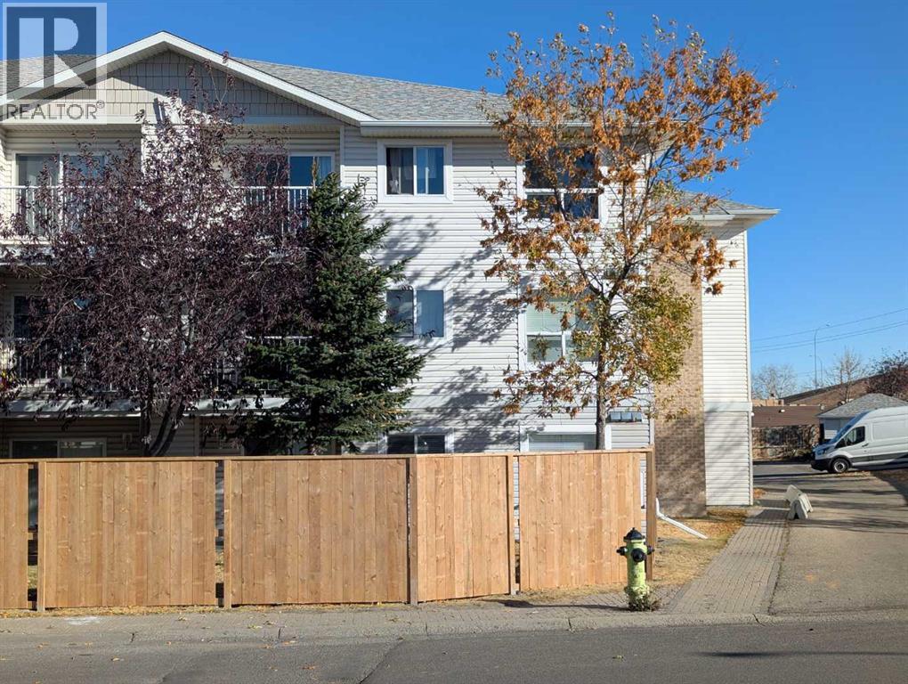 5555 Falsbridge Drive Ne Unit 103, Calgary, AB T3J 3E8