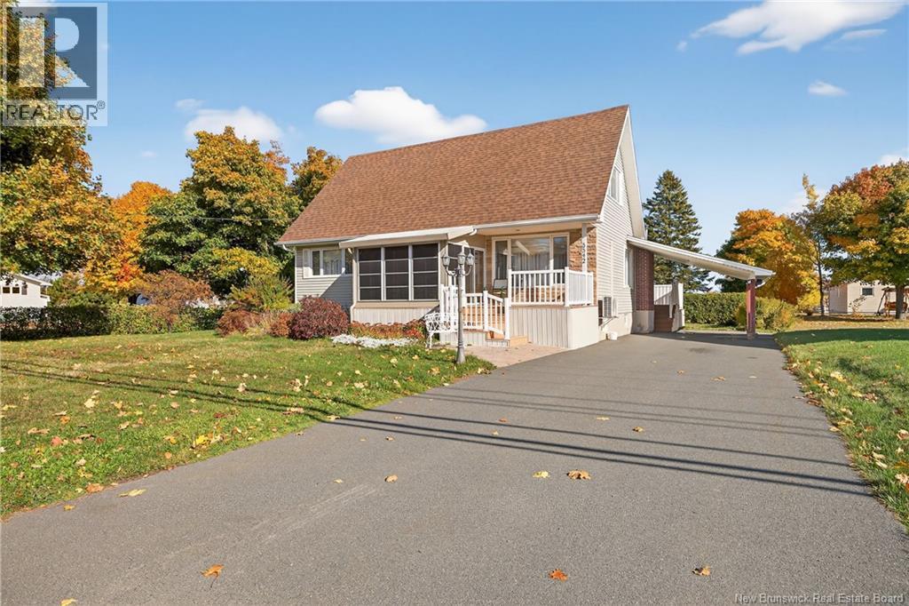 3542 Rue Du Centenaire, Tracadie-Sheila, NB E1X 1B1