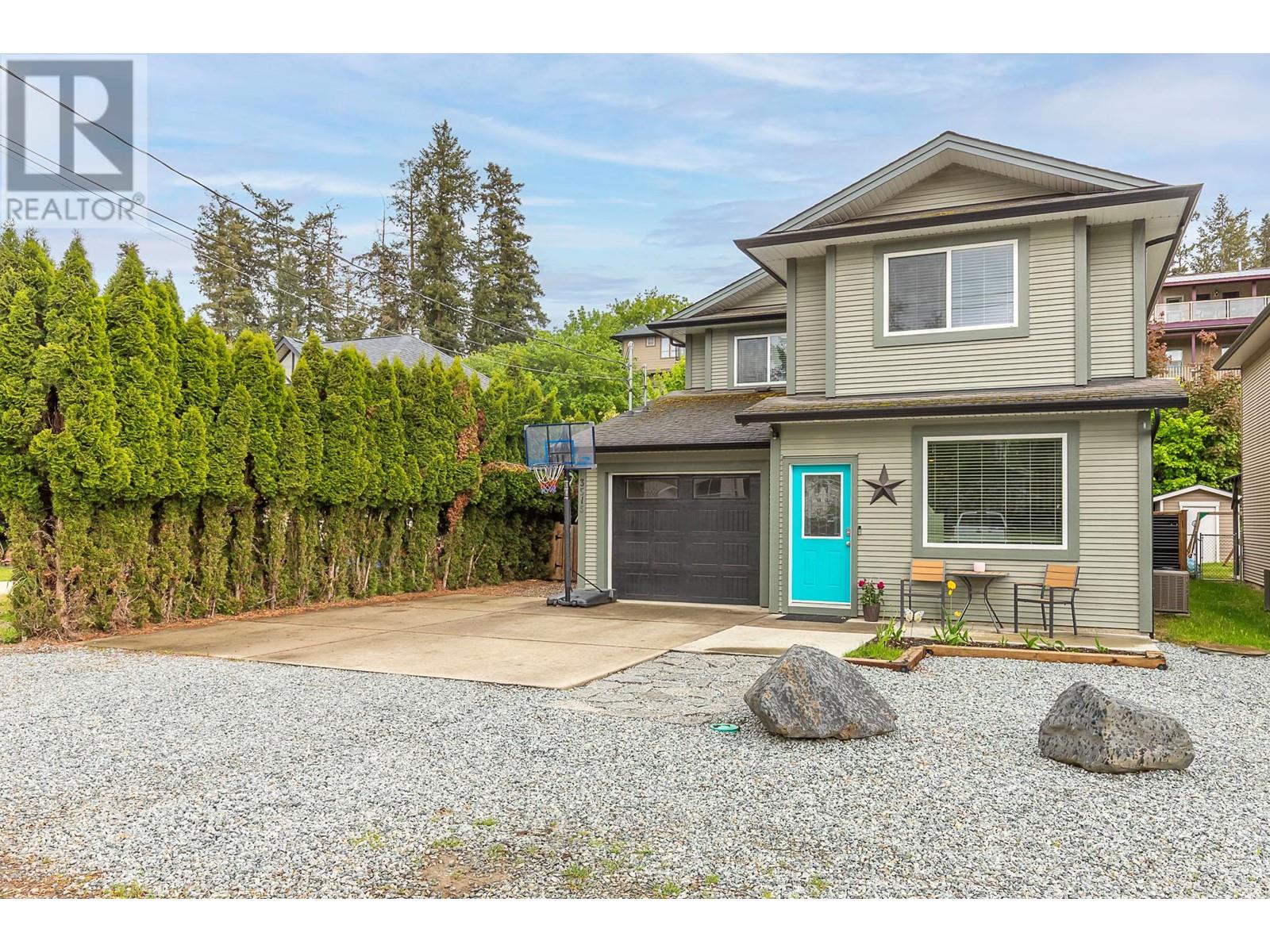 3515 Jackson Ave, Armstrong, BC V0E 1B2