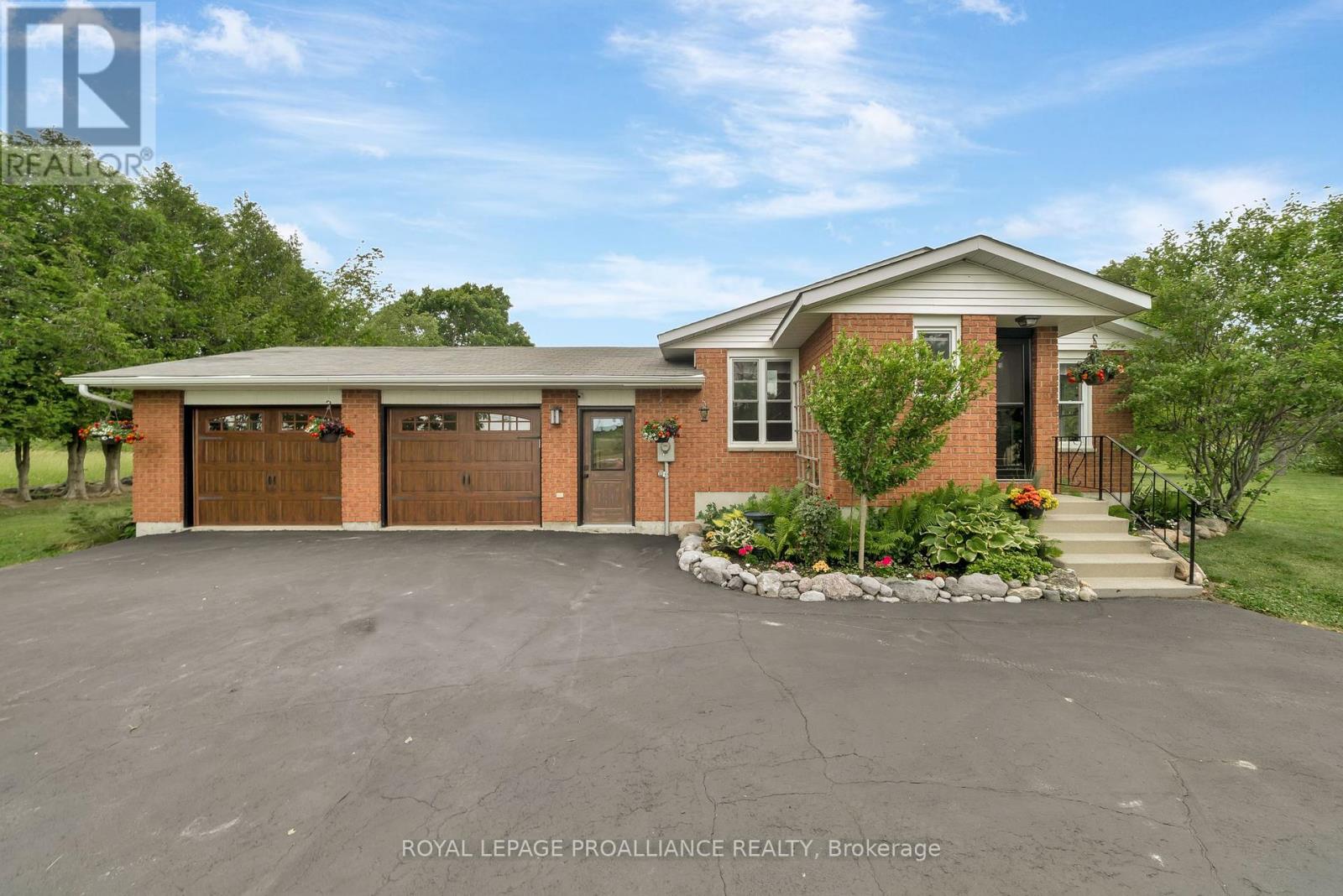 15148 County Road 21, Brighton, ON K0K 1H0