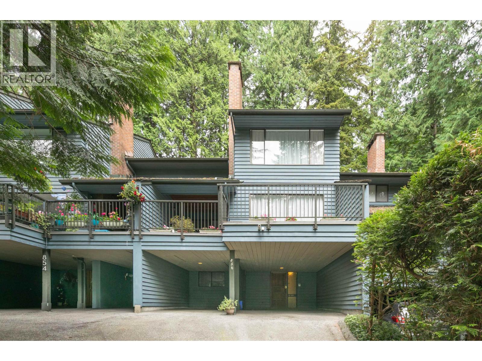 856 Frederick Rd, North Vancouver, BC V7K 2Y3