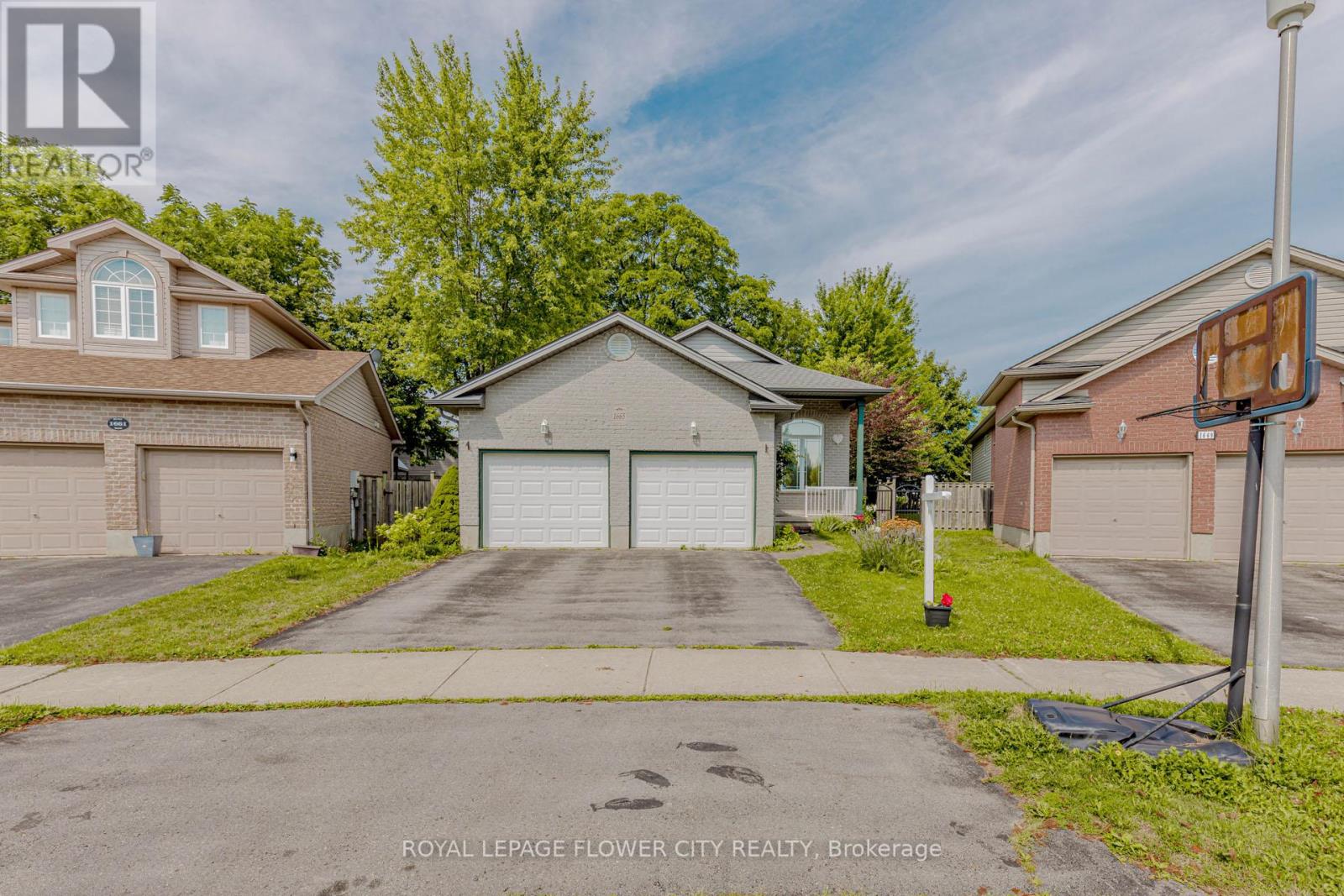 1665 Healy Rd, London, ON N6G 5P2