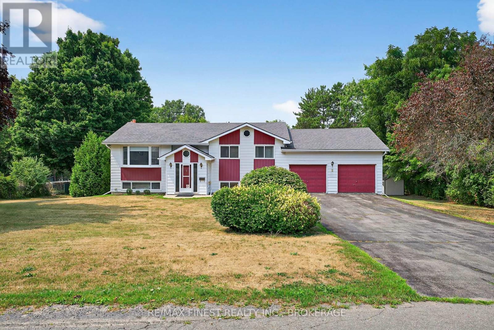 2 James St, Greater Napanee Greater Napanee, ON K7R 3E8