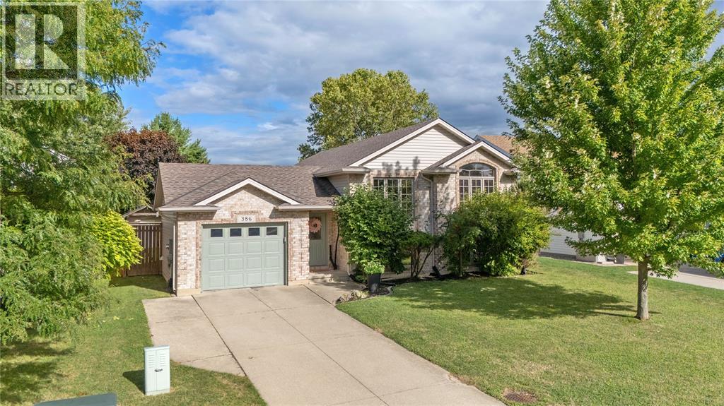 386 Nash Dr, St. Clair, ON N0N 1G0