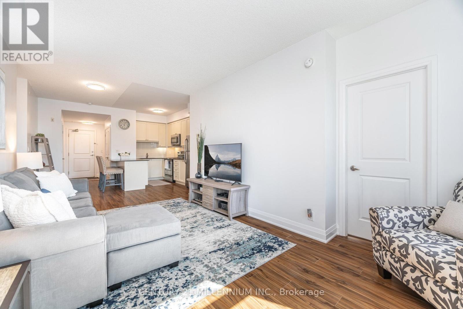 217 24 Woodstream Blvd, Vaughan, ON L4L 8C3