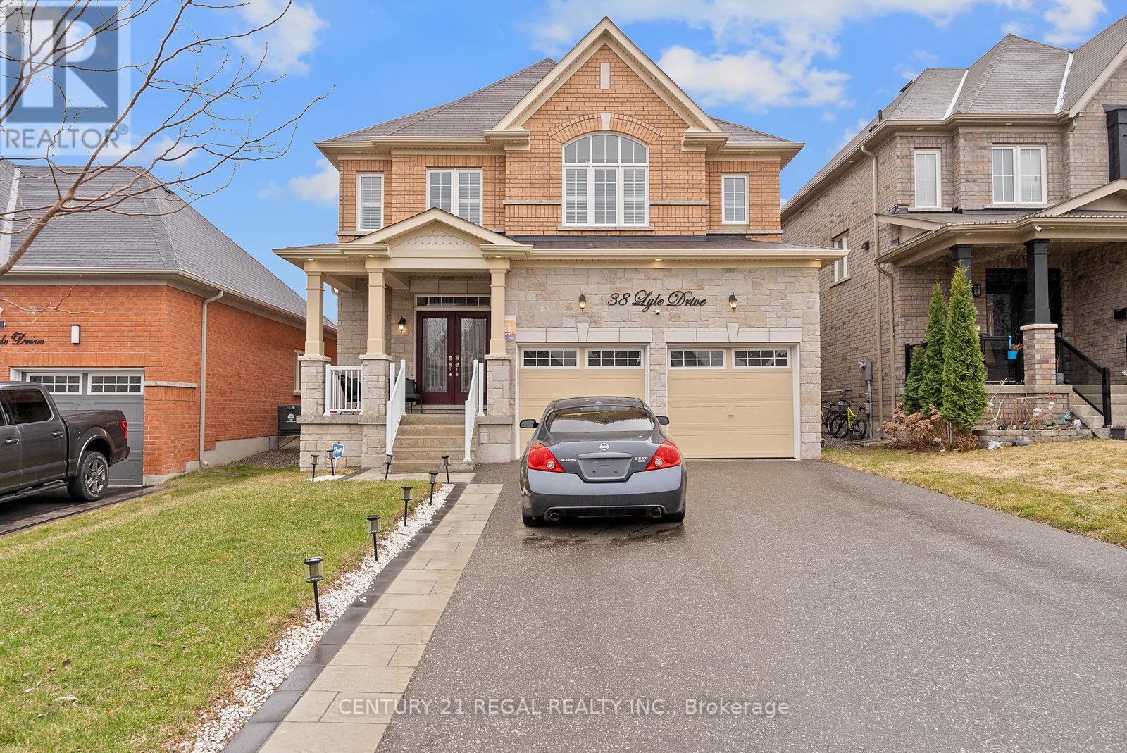 38 Lyle Dr, Clarington, ON L1C 0V8