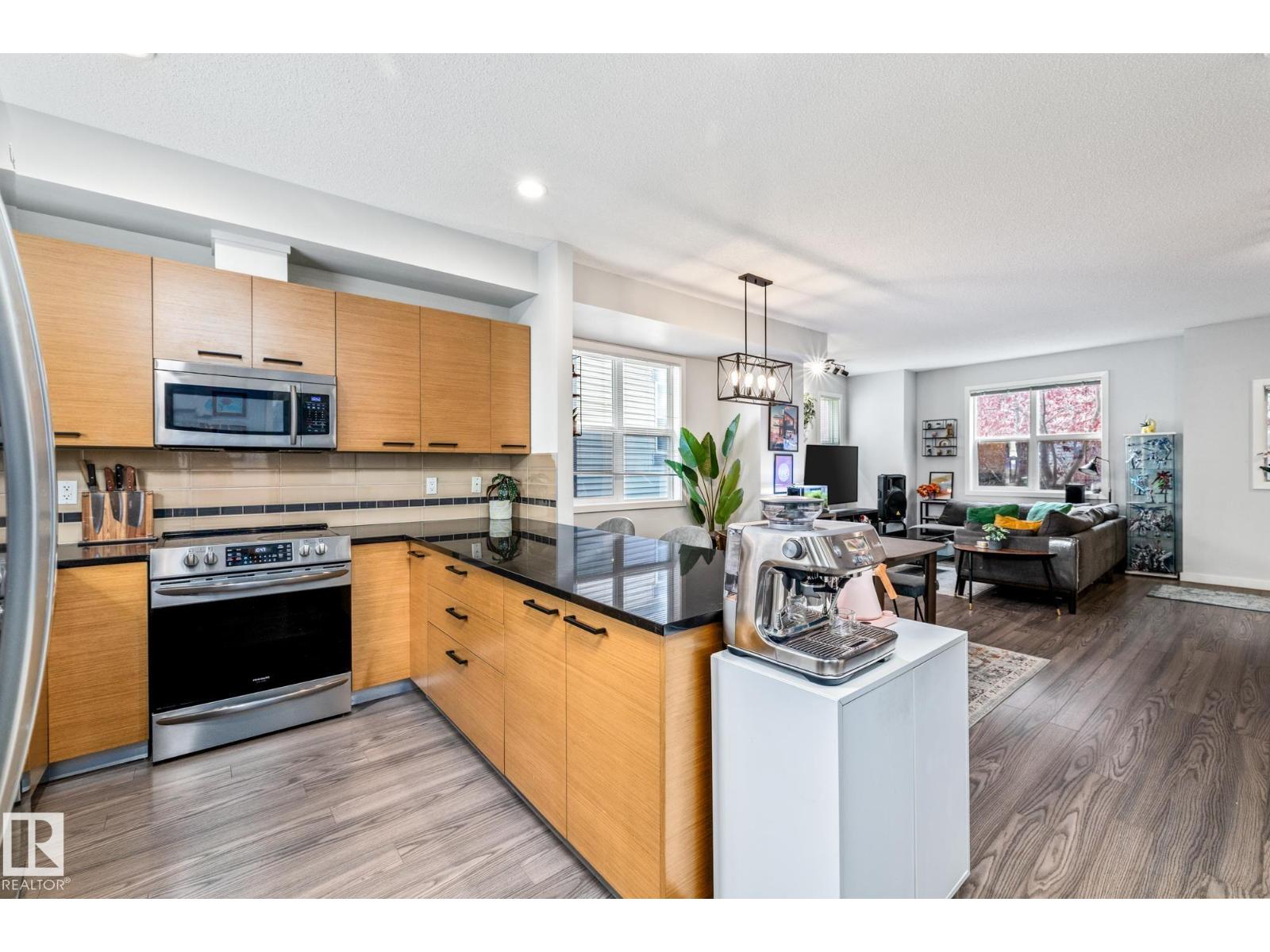 655 Watt Boulevard Southwest #45, Edmonton, AB T6X 0Y2