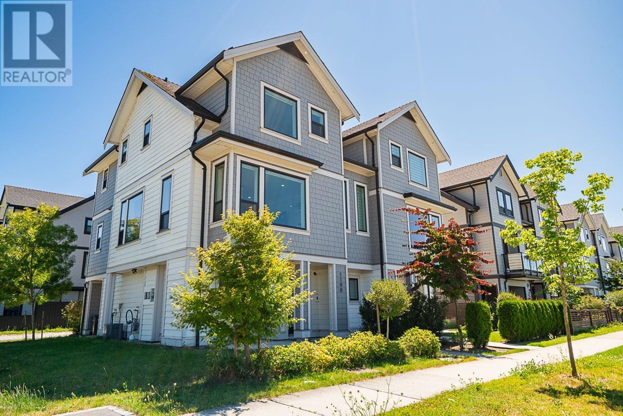 1100 Salter St, New Westminster, BC V3M 0M4
