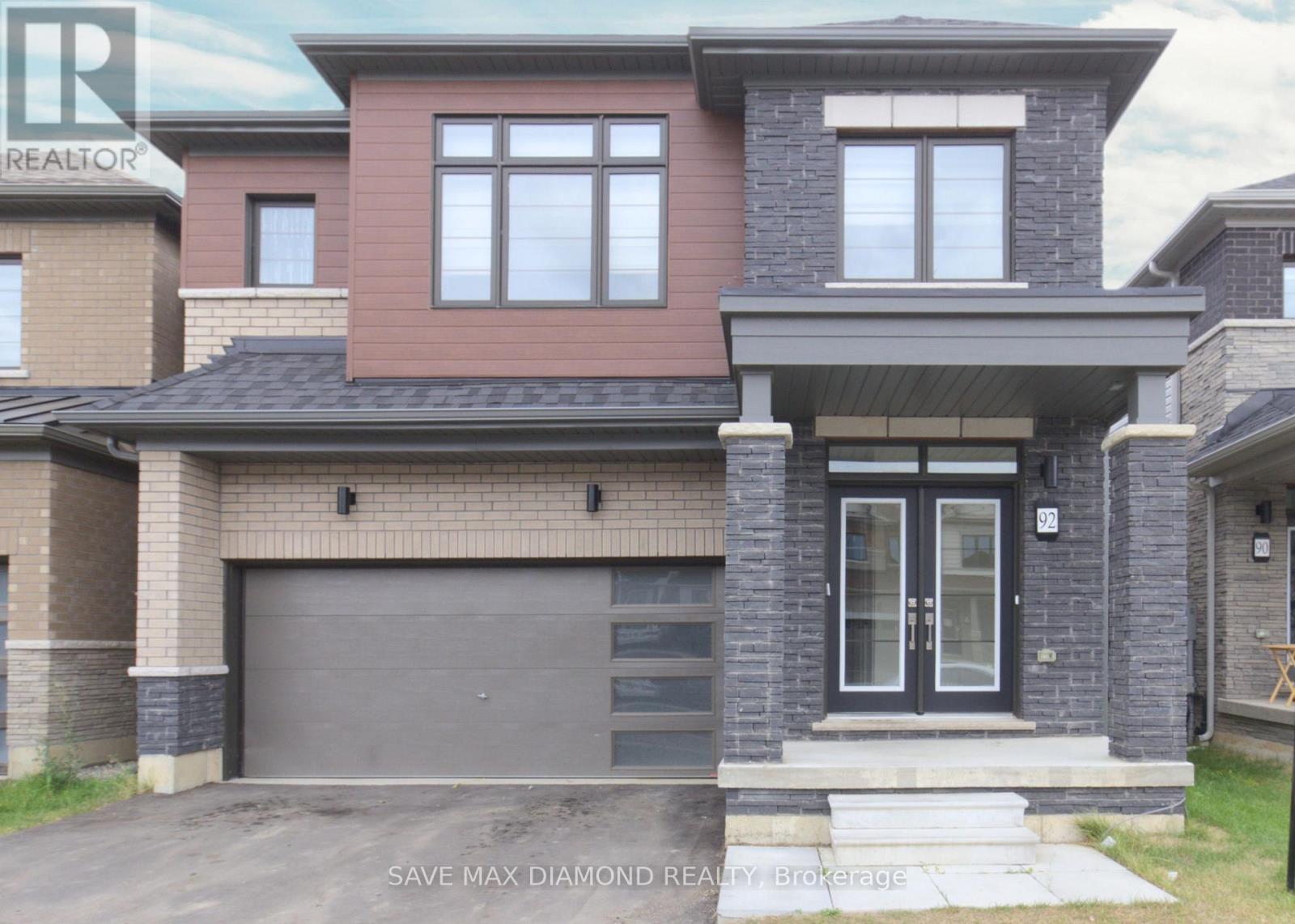 92 Monteith Dr, Brantford, ON N3T 0V8