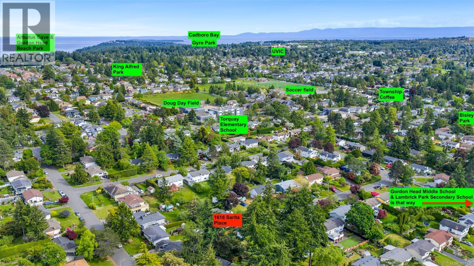 1616 Sarita Pl, Saanich, BC V8N 3J4