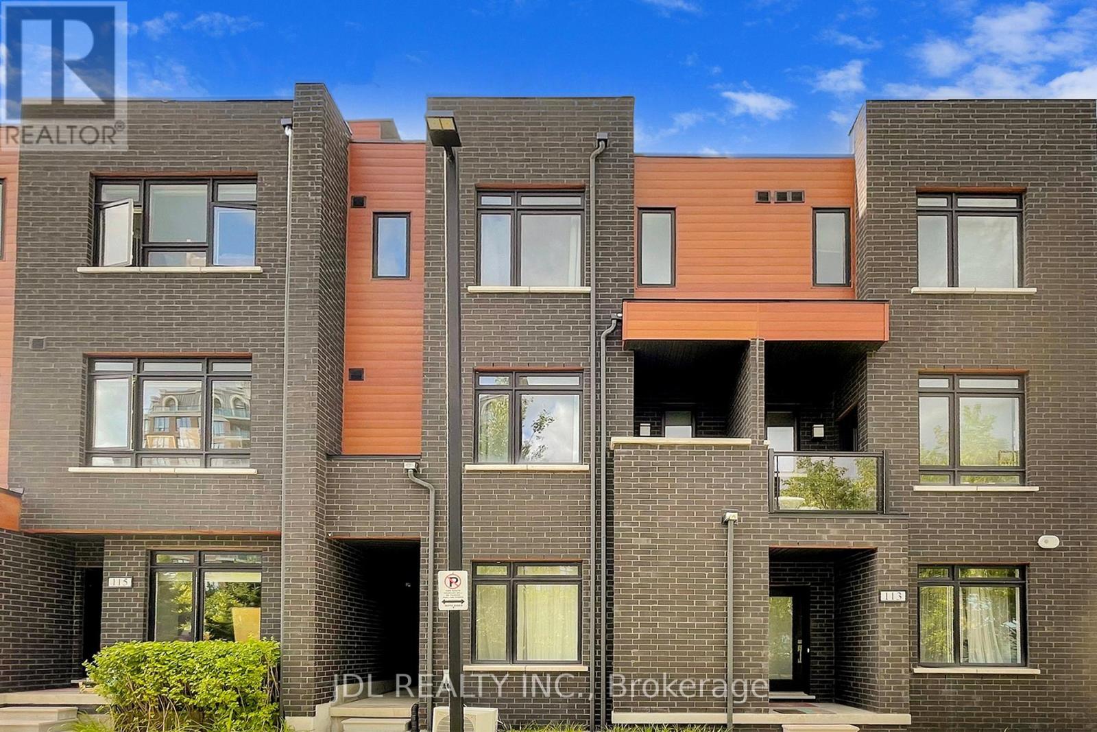 112 370 D Red Maple Rd, Richmond Hill Langstaff, ON L4C 5T4