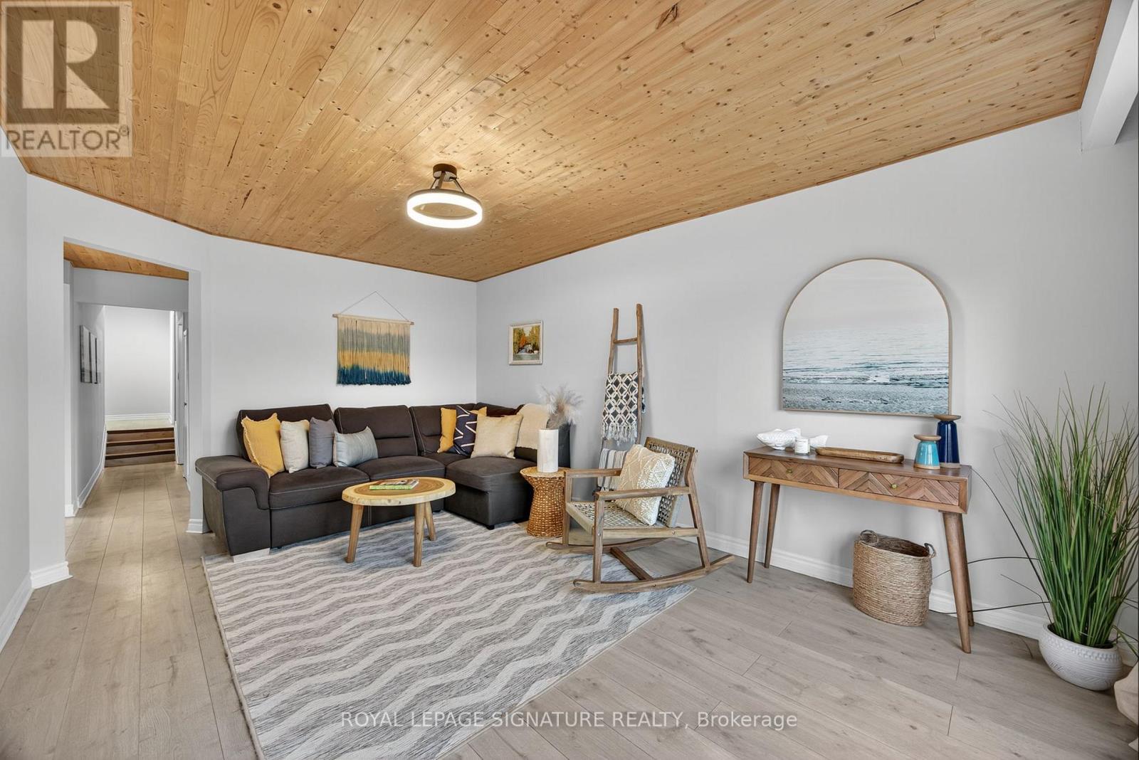 57 Maria St, Penetanguishene, ON L9M 1L3