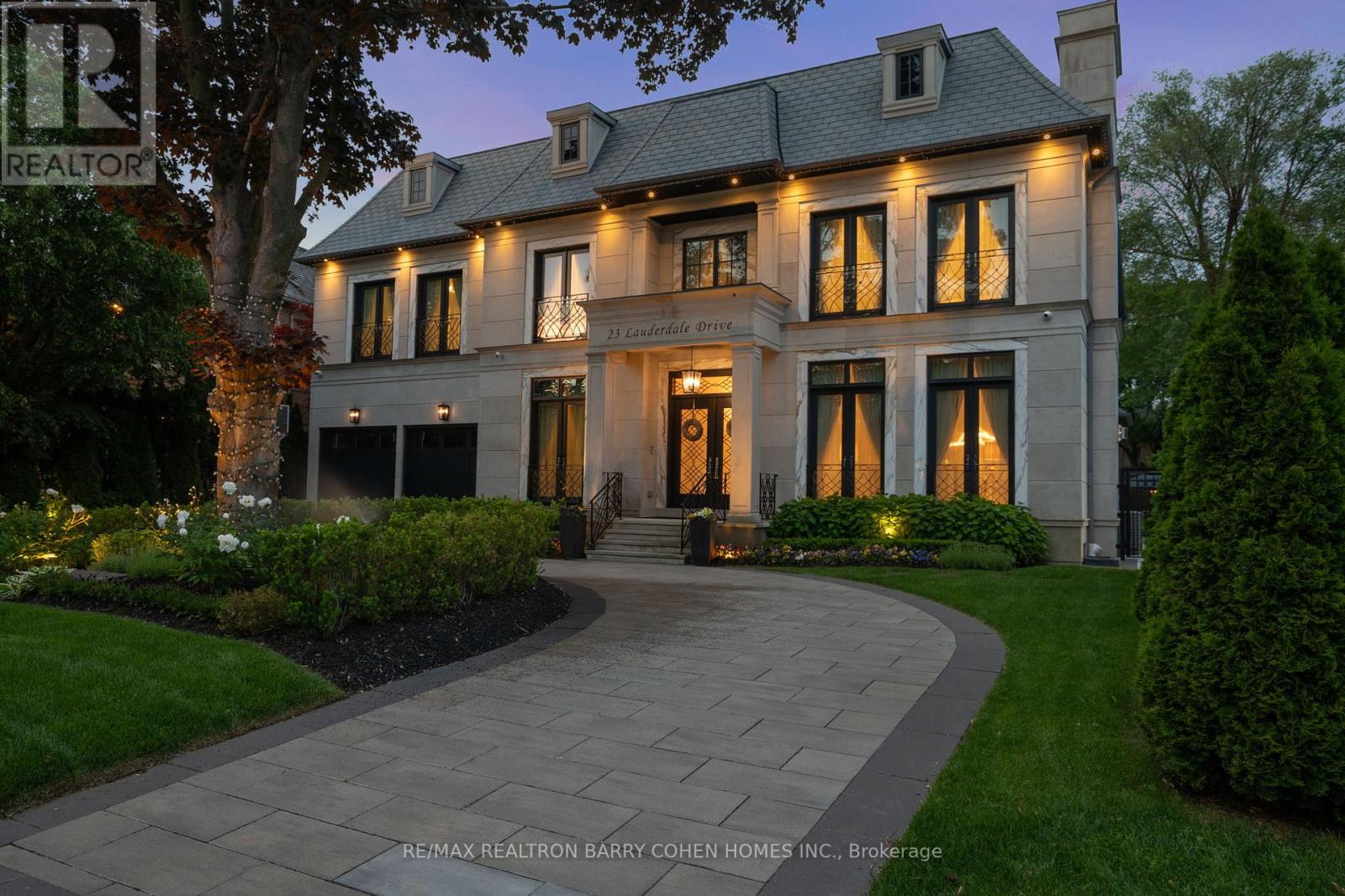 23 Lauderdale Dr, Toronto St. Andrew-windfields, ON M2L 2A8