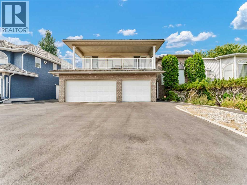 30 Preston Ave NE, Medicine Hat, AB T1C 1R7