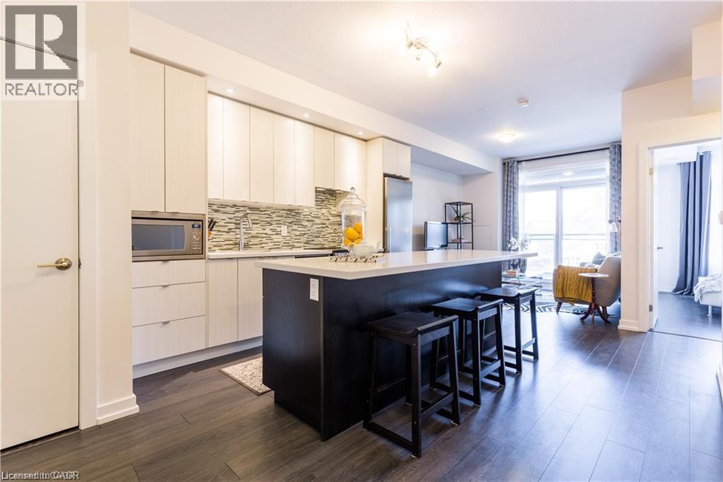 457 Plains Road E Unit 209, Burlington, ON L7T 0B8