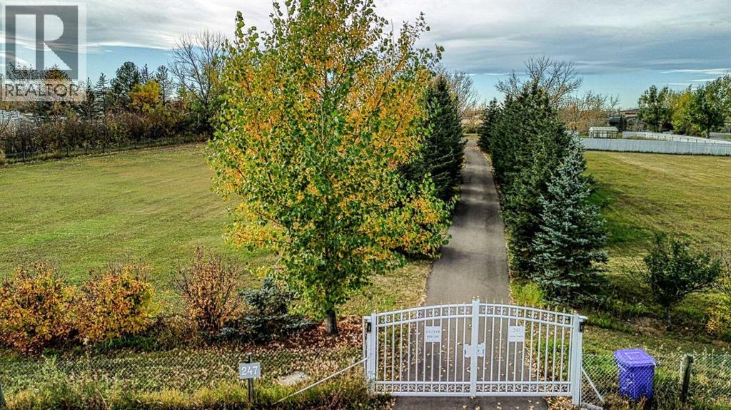 247 Shore Dr, Rural Rocky View County, AB T2M 4L5