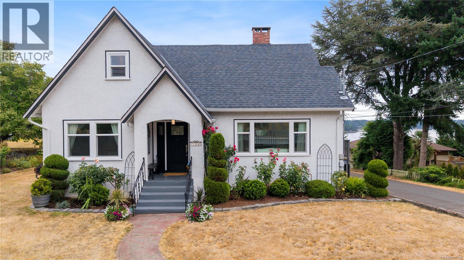 239 Bayview Ave, Ladysmith, BC V9G 1T5