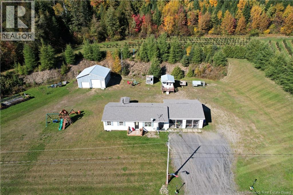 40 Sutherland Brook Rd, Dsl De Drummonddsl Of Drummond, NB E3Y 3T9