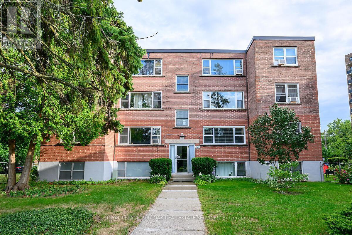 9 2422 New St, Burlington, ON L7R 1J6
