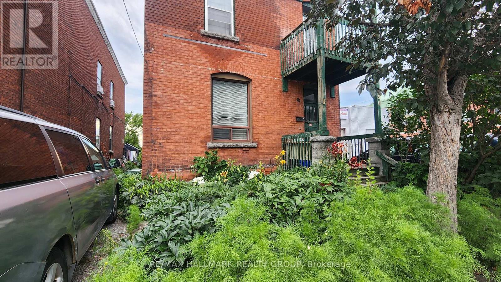150 Rochester St, Ottawa, ON K1R 7M4