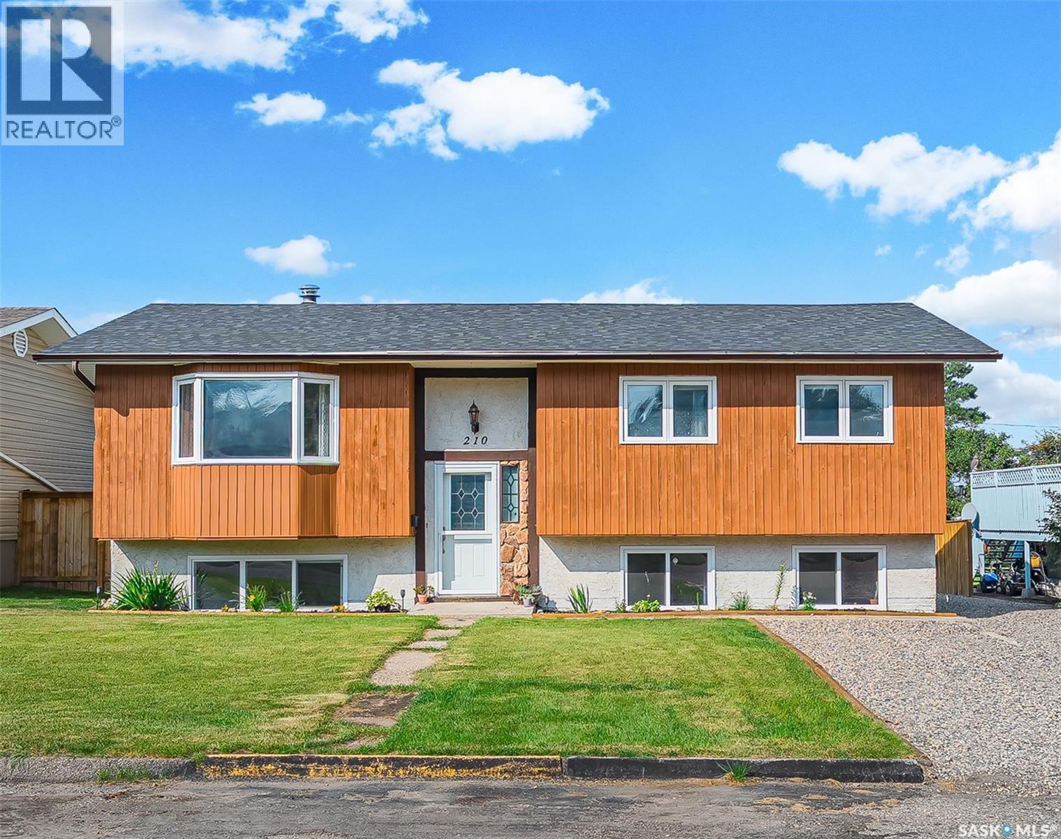 210 4th Street West, Delisle, SK S0L 0P0