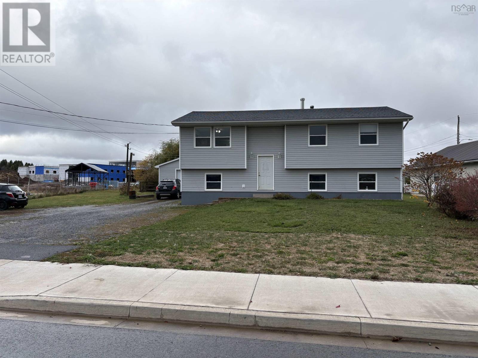 556 College Rd, Windsor, NS B0N 2T0