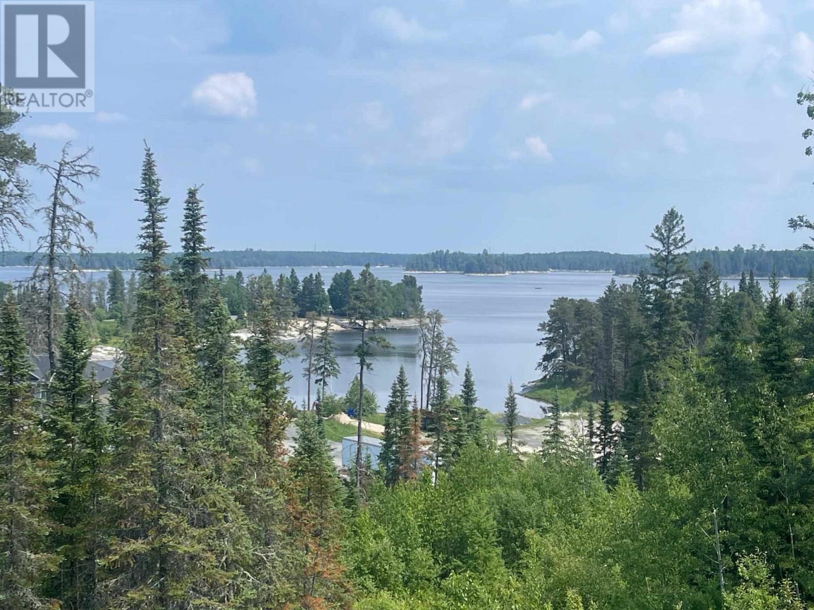 2 Lougheed Drive, Kenora, ON P0X 1C0