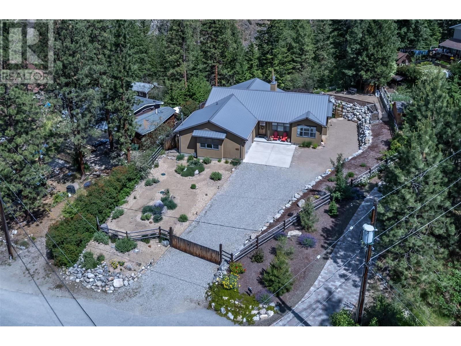 3175 Juniper Dr, Naramata, BC V0H 1N1