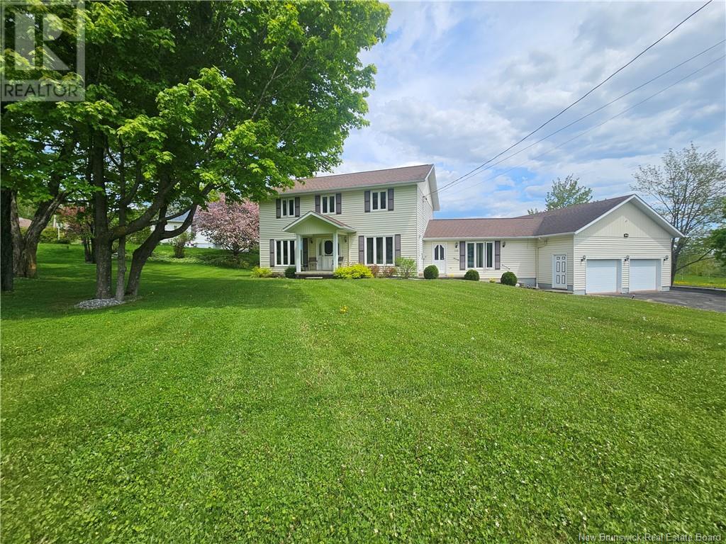 140 Belair St, Grand-saultgrand Falls, NB E3Y 1B8