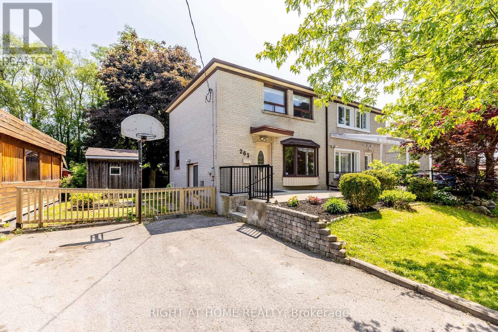 263 Blue Grass Blvd, Richmond Hill, ON L4C 3H1