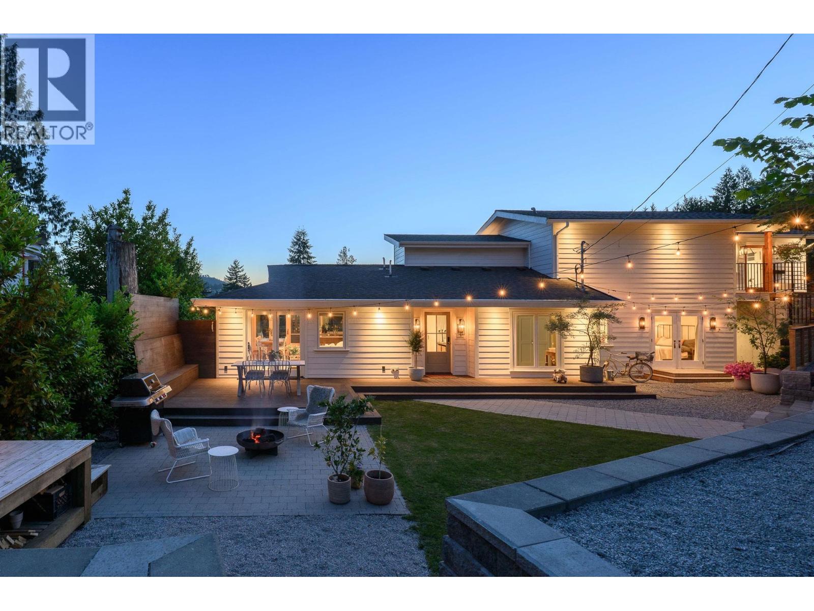 580 Ioco Rd, Port Moody, BC V3H 2W2