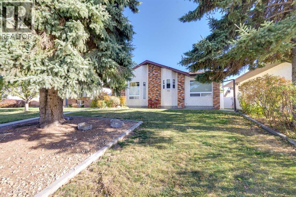 55 Mclevin Cres, Red Deer, AB T4R 1S8